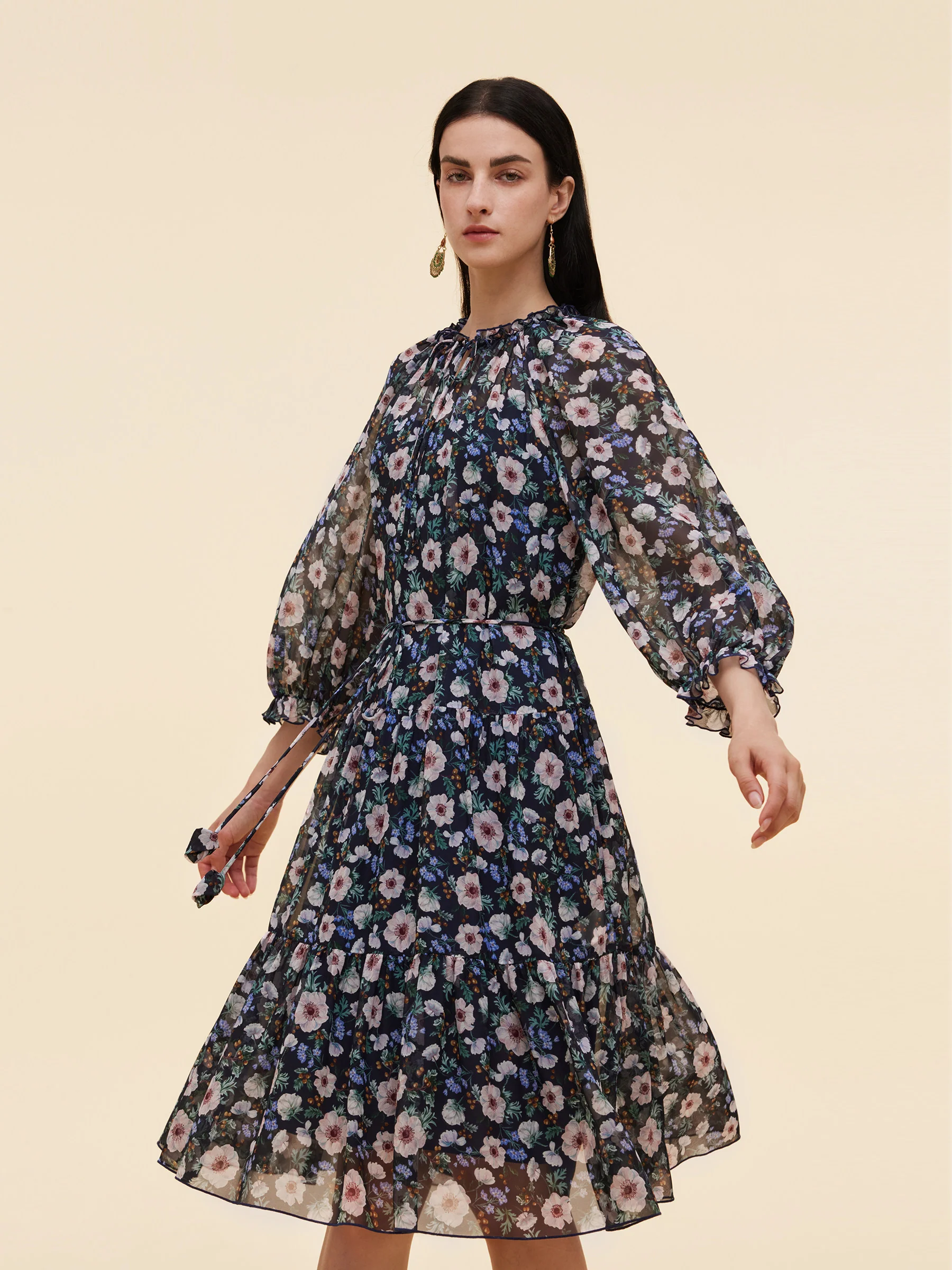 10MM Mulberry Silk Floral Print Women Ruffle Collar Midi Dress - Image 4