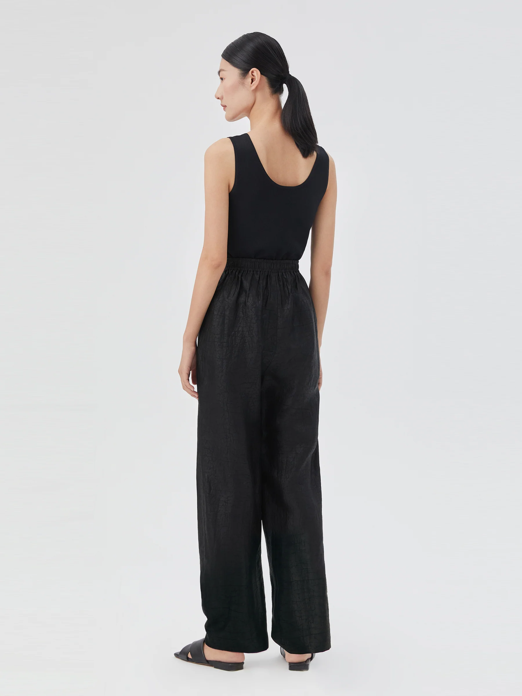 18 Momme Xiang Yun Silk Ankle Banded Pants For Women - Image 3