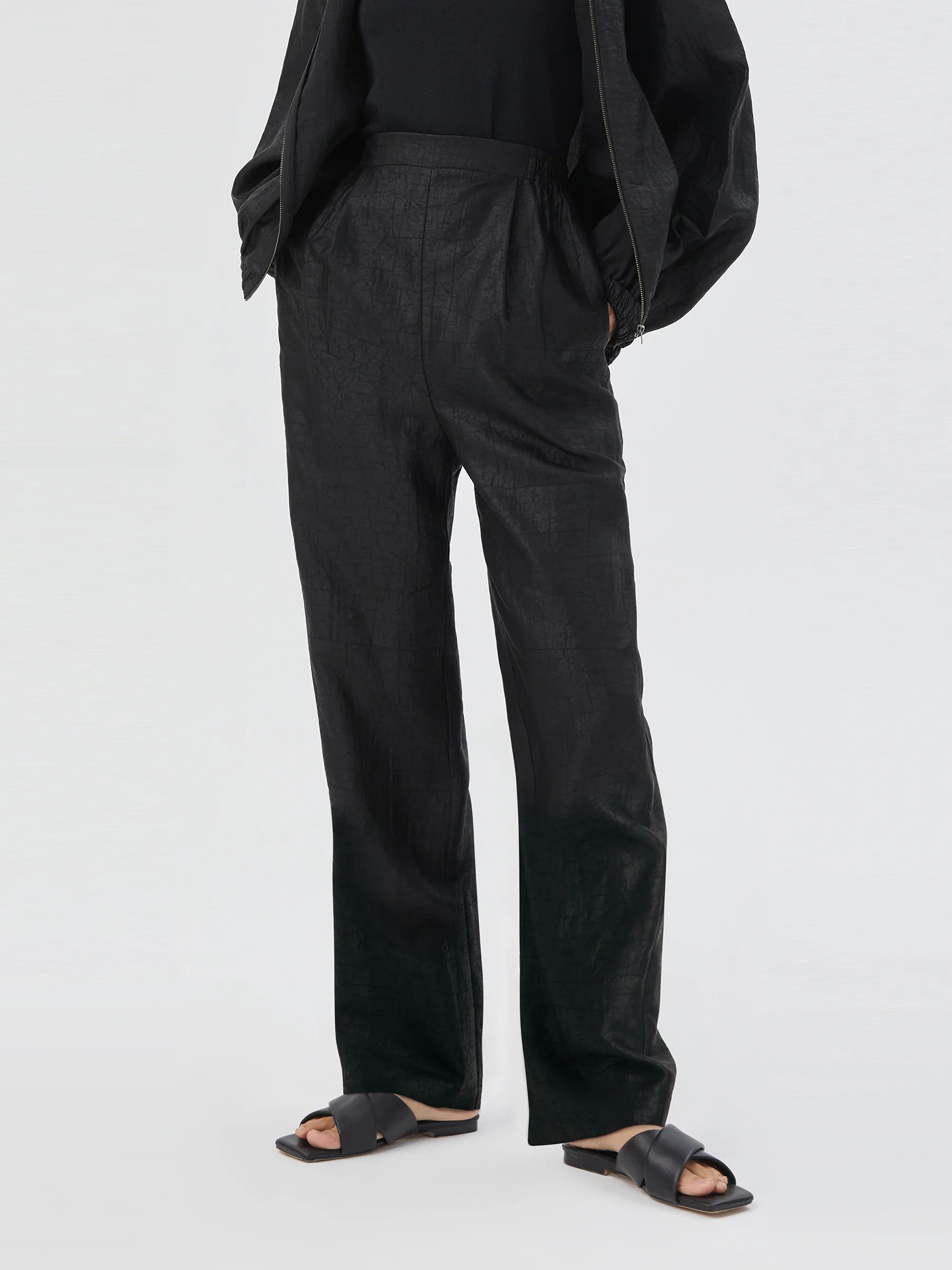 18 Momme Xiang Yun Silk Ankle Banded Pants For Women - Image 4