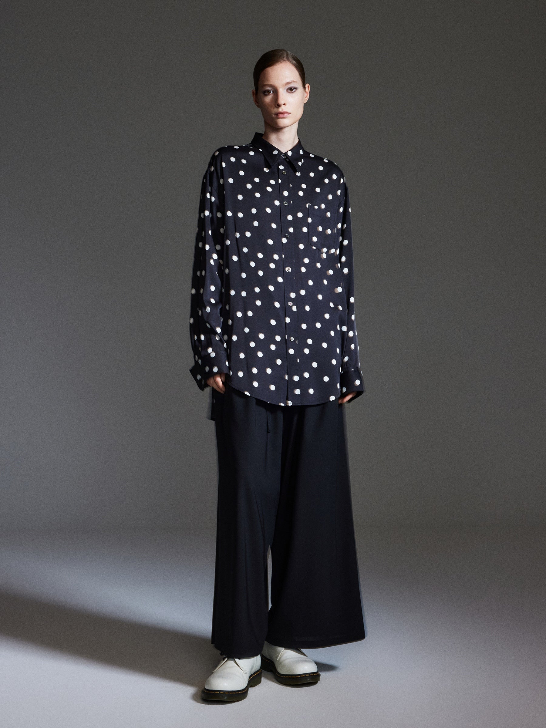 22MM Mulberry Silk Polka Dots H-Line Unisex Shirt - Image 3
