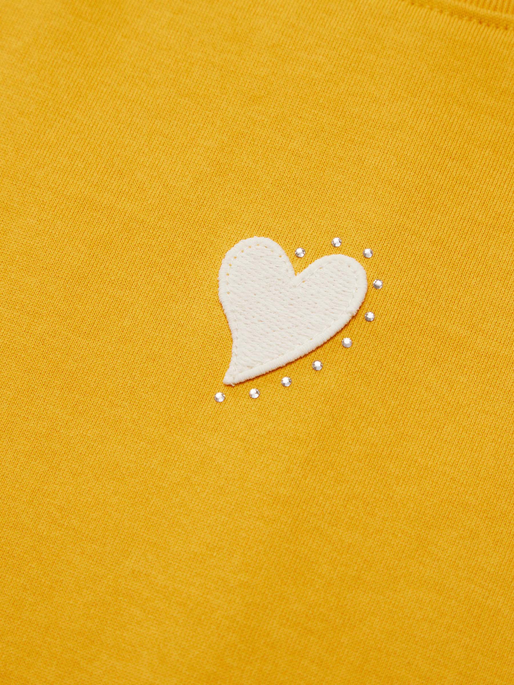 Asymmetrical Hem Heart Decorated Women T-Shirt - Image 14