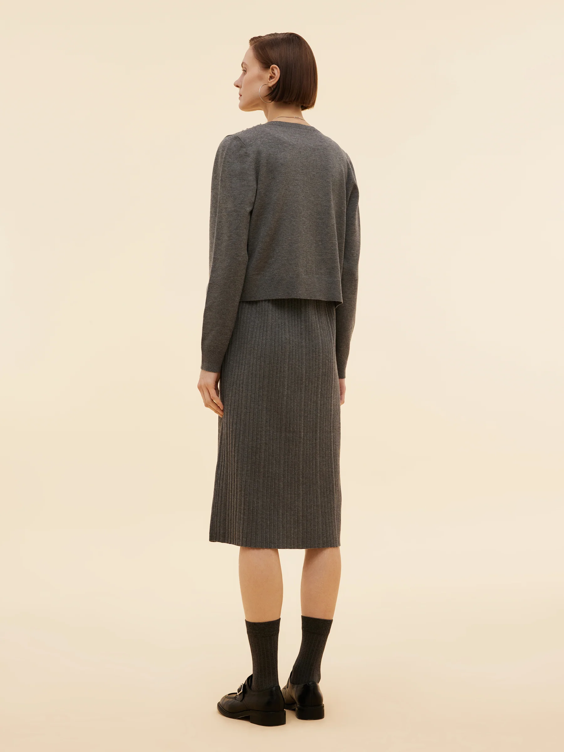 Beaded Sequins Cardigan And Pleated Sleeveless Midi Dress Two-Piece Set - Image 5