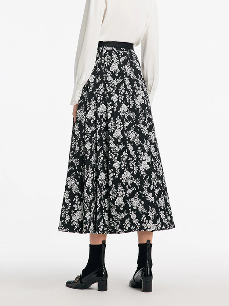 Camellia Jacquard Pleated Women Mamianqun With Bottomed Skirt - Image 4