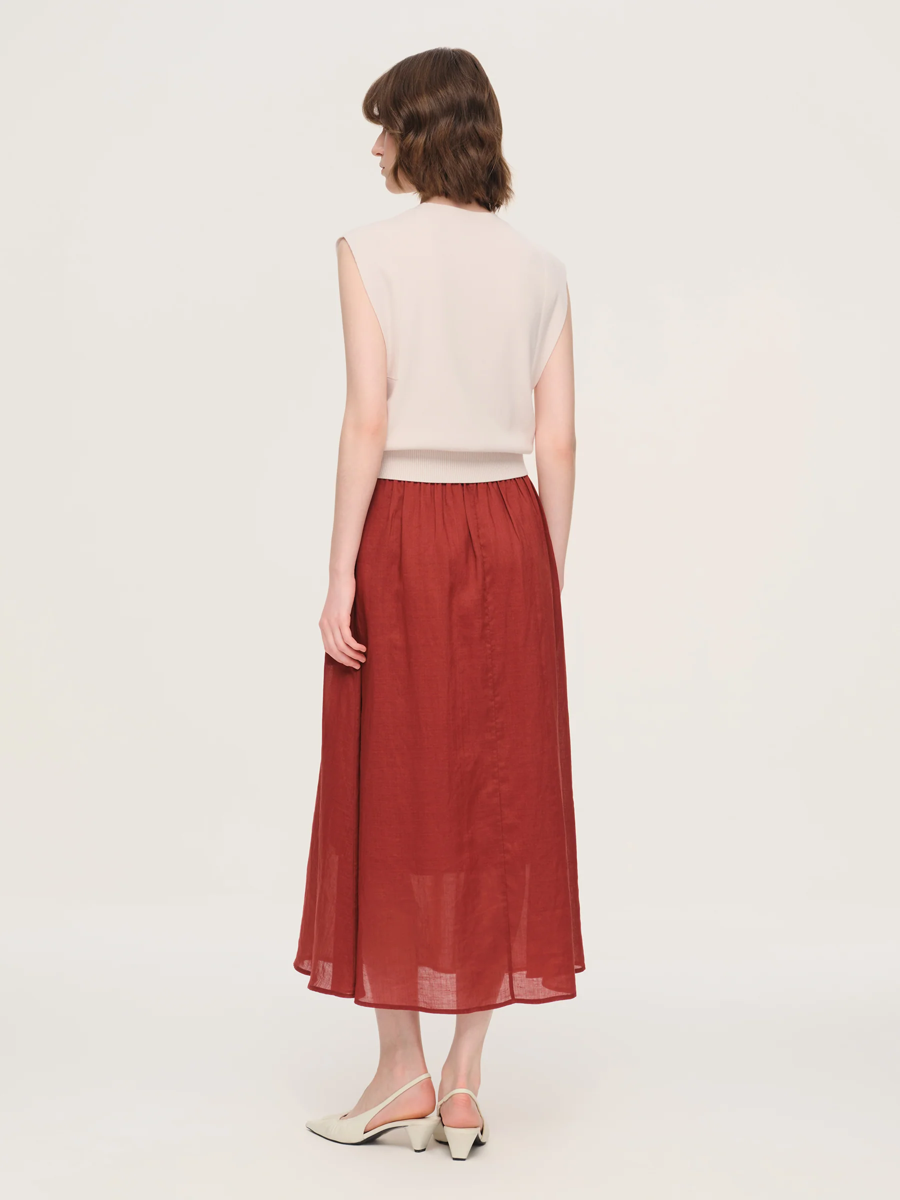 Cap Sleeve Knit Tank Top And 100% Ramie Skirt Two-Piece Set With Silk Scarf - Image 3