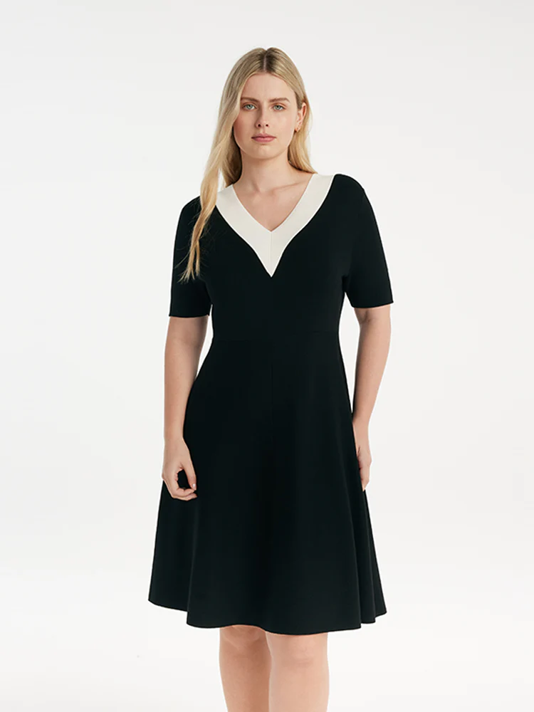 Contrast V-Neck Slim Knitted Women Midi Dress - Image 10
