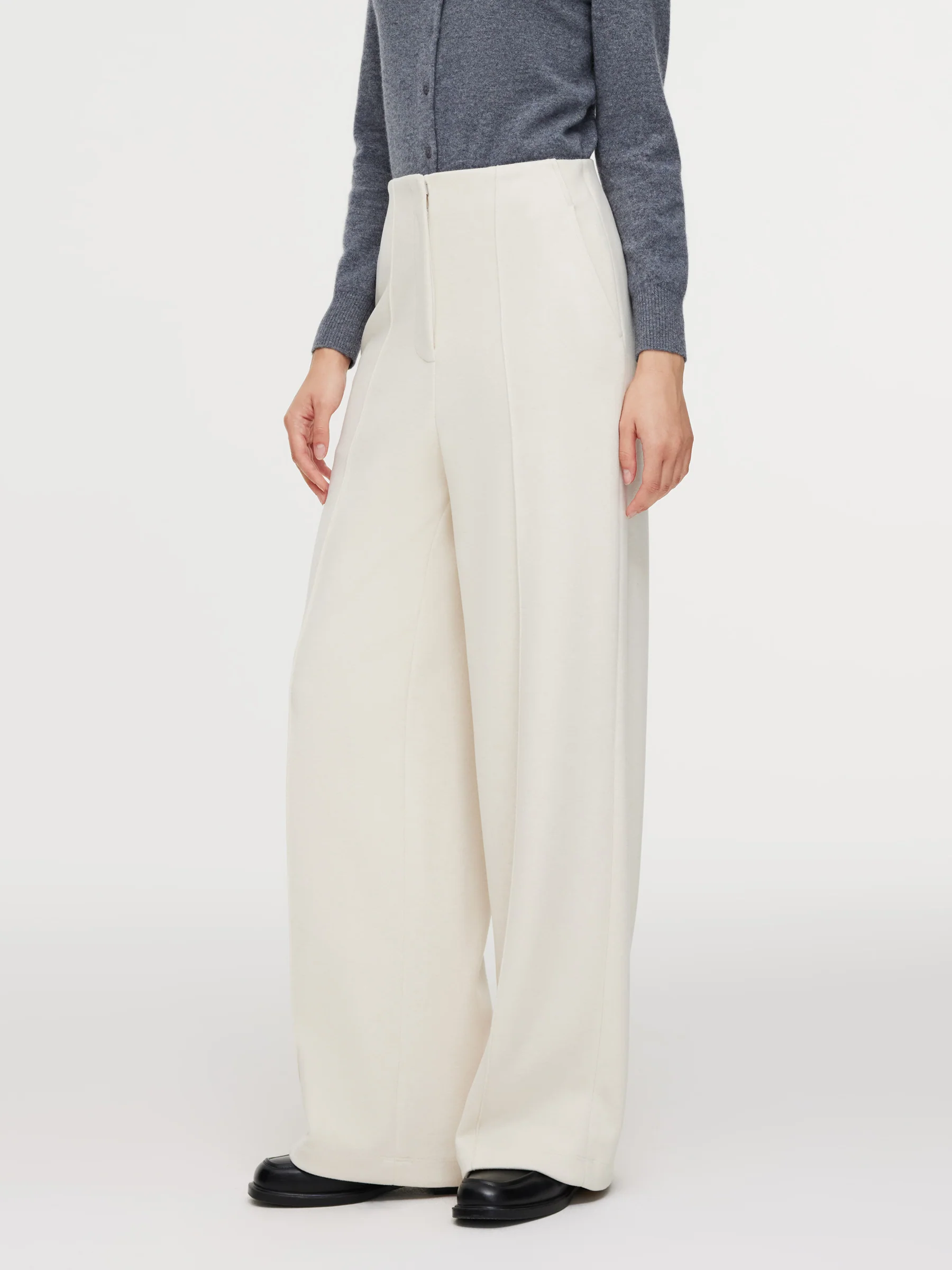 High-Waisted Stretch Wide Leg Women Knit Pants - Image 6