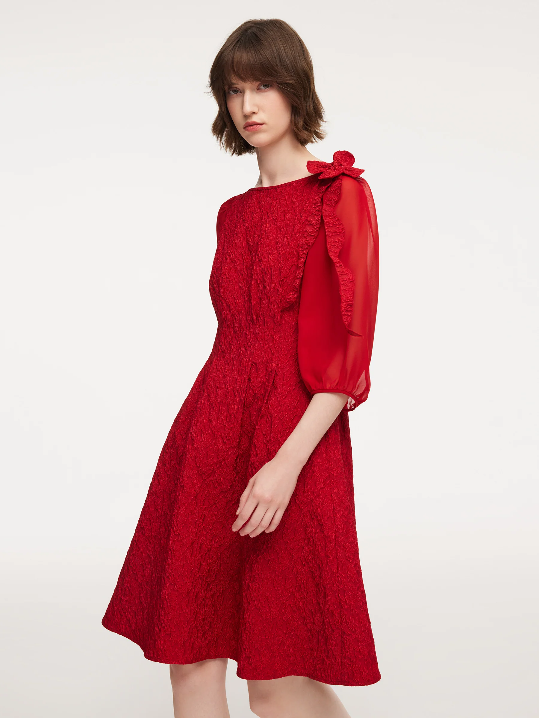 Chili Red Jacquard Boat Neck Women Midi Dress With Detachable Flower - Image 4