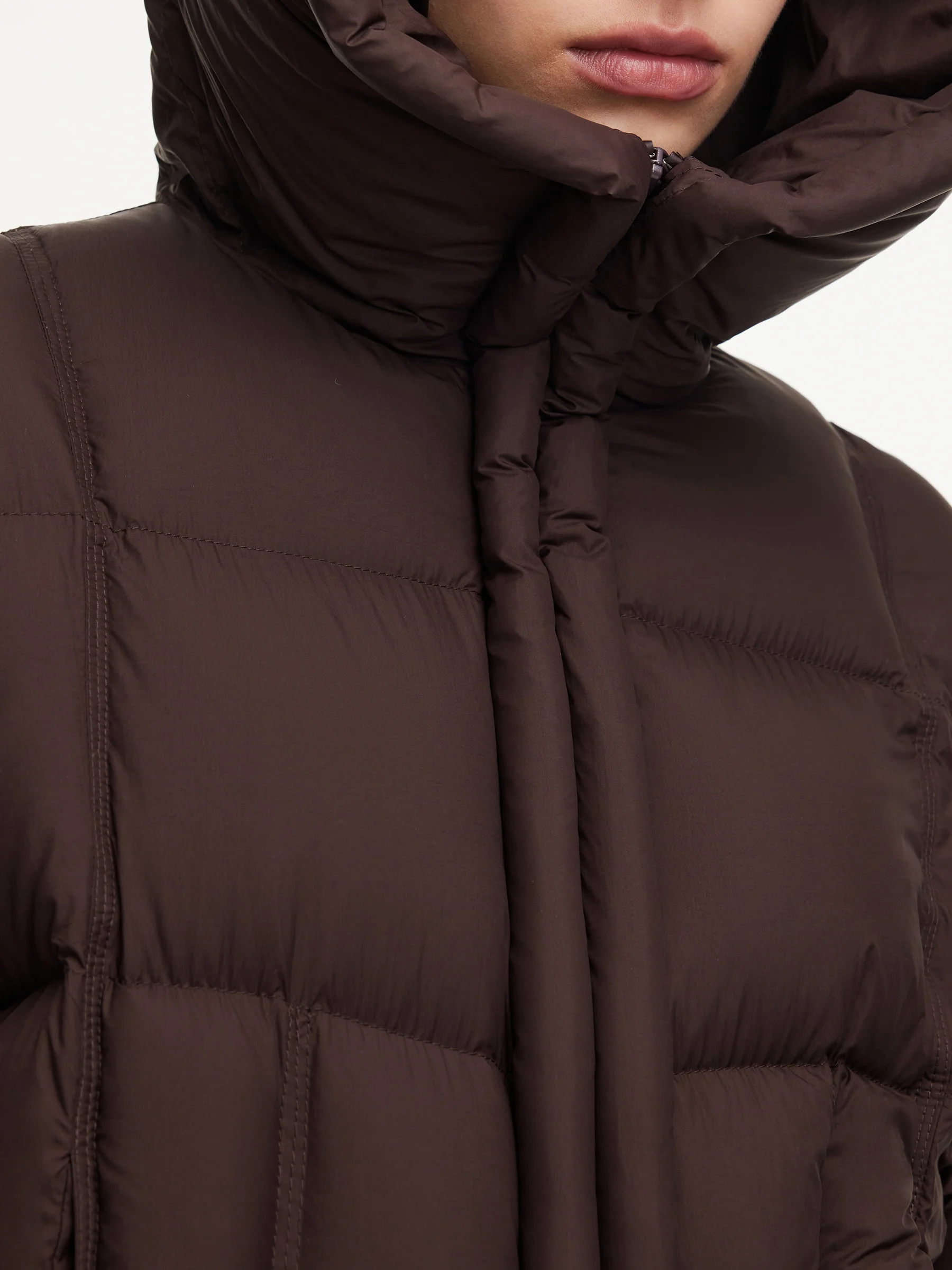 Lightweight Water-repellent Hooded Goose Down Jacket - Image 6