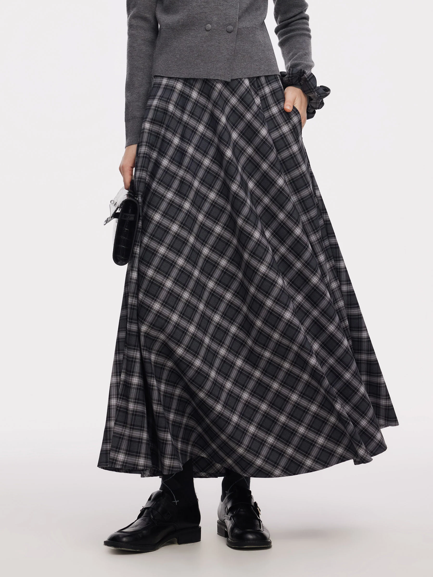 Plaid Women A-Line Skirt With Scrunchie - Image 6