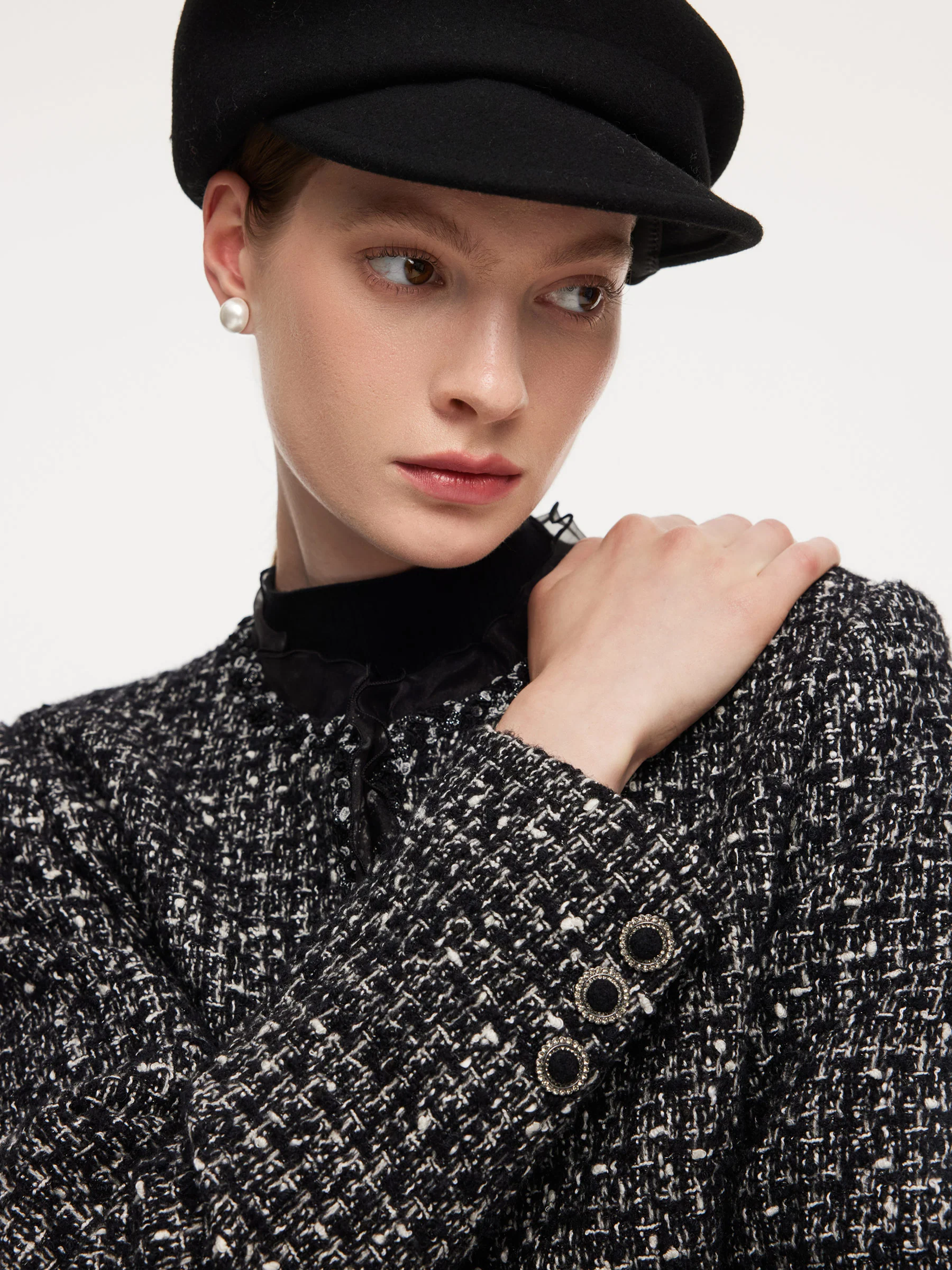 Wool Blend Tweed Cropped Jacket And Skirt Two-Piece Set - Image 8